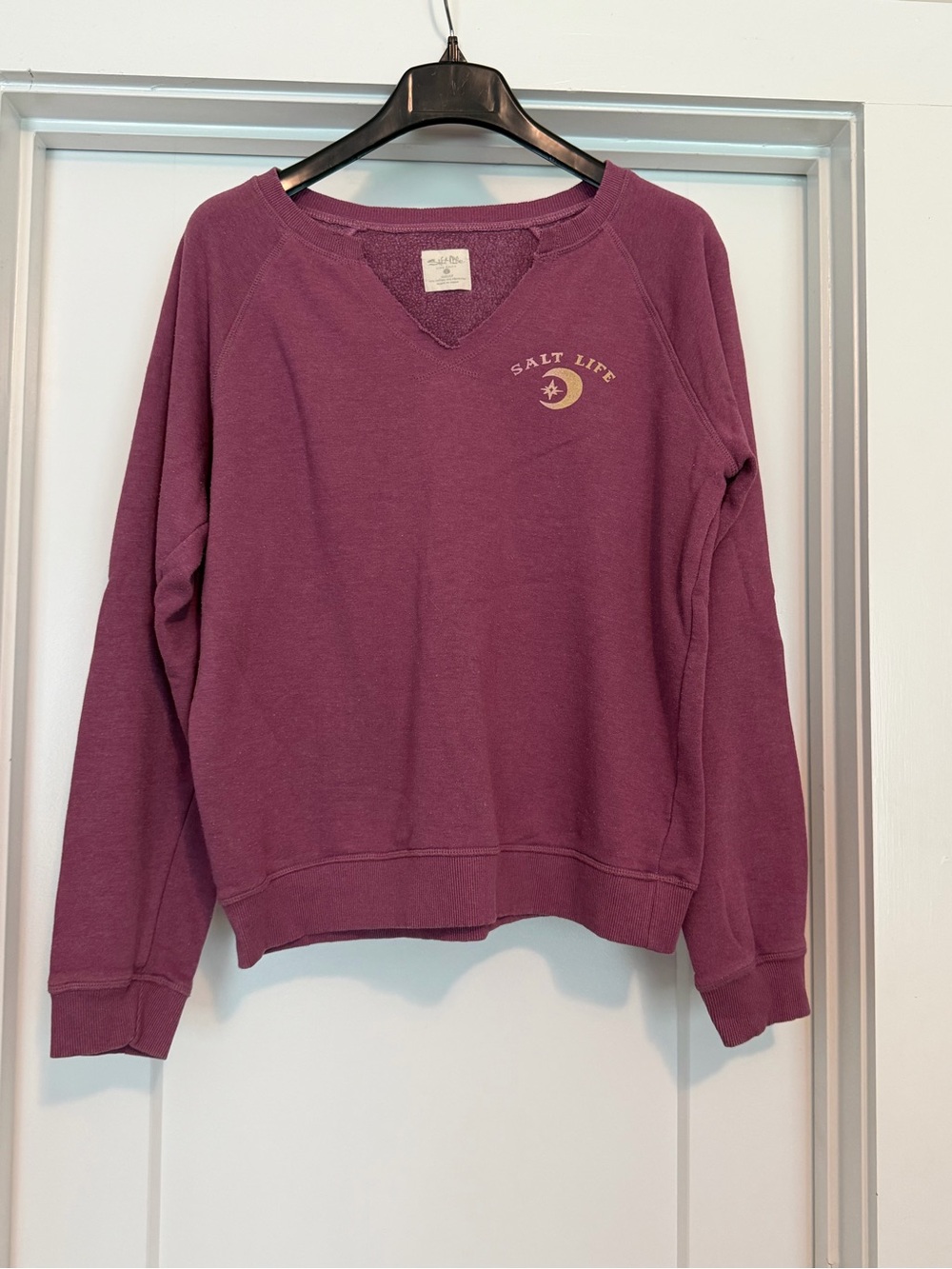 Salt Life Women's Plum Crewneck Pullover with Crescent Logo